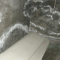 efflorescence-crawlspace efflorescence-crawlspace